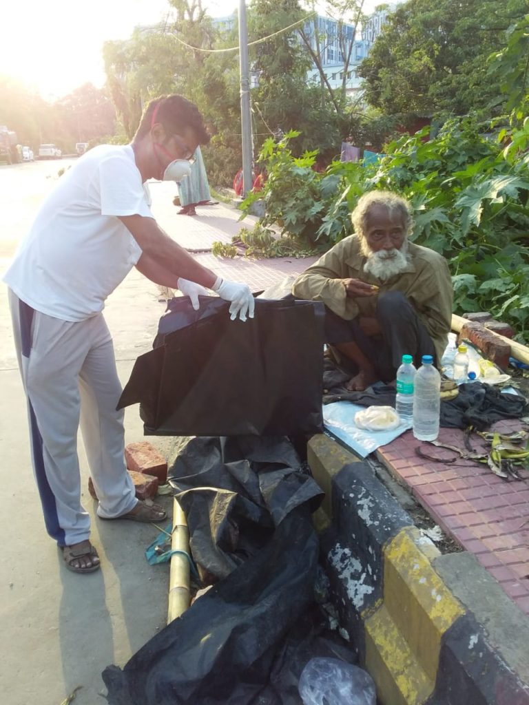 Tarpaulin distribution