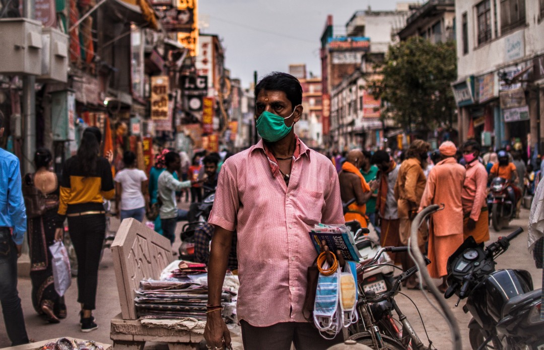 Seller selling masks on the streets of India during the pandemic